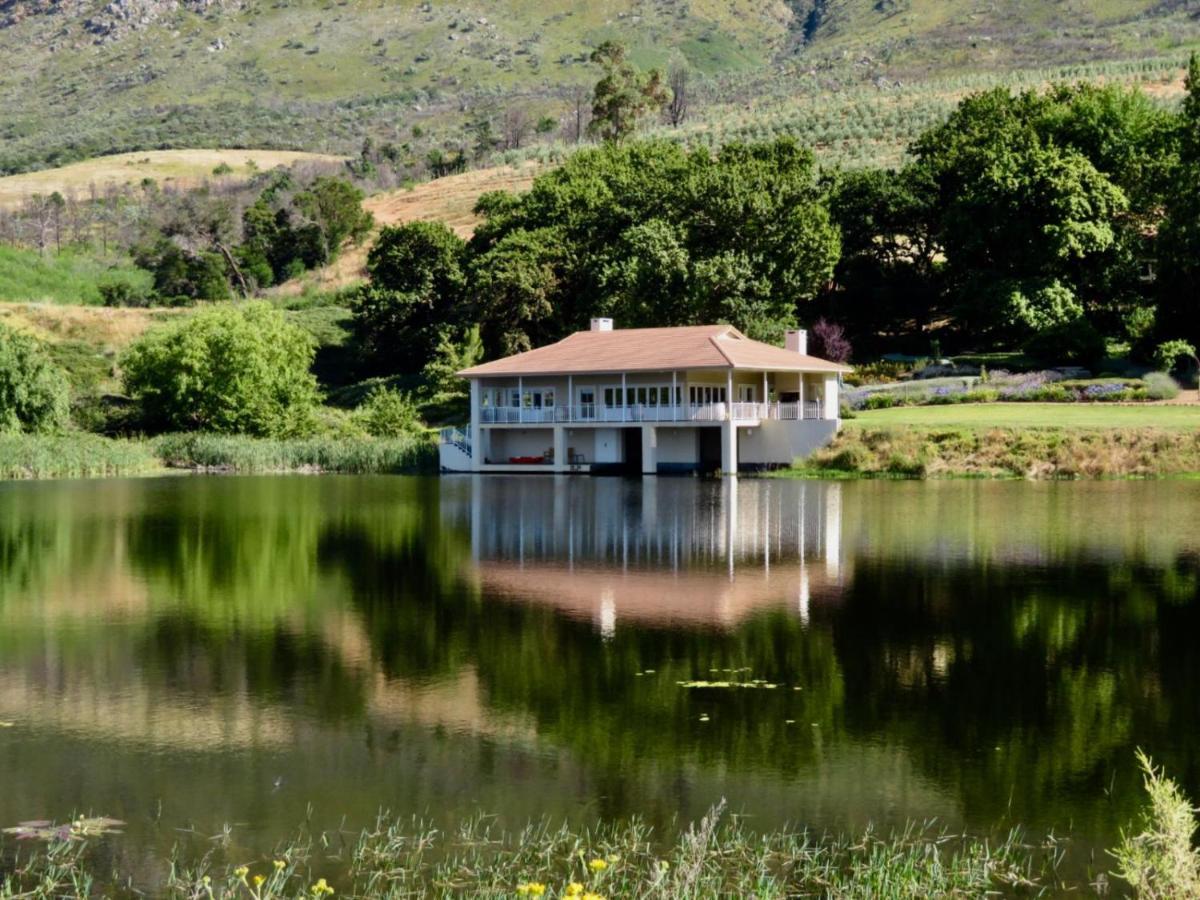 The Boathouse At Oakhurst Olives Тульбах Экстерьер фото